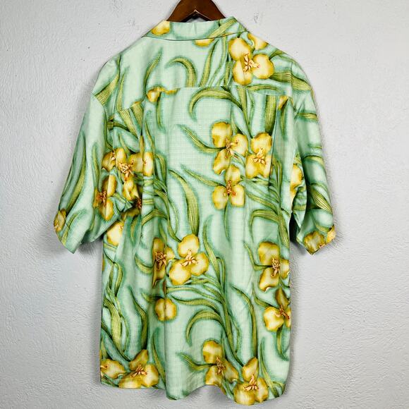 Tommy Bahama Original Fit 100% Silk Button Up Shirt Iris Floral Print - L - Picture 3 of 4